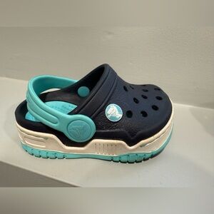 Baby crocs size 4